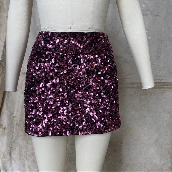 Alice + Olivia Sequin Mini Skirt - Picture 2 of 2
